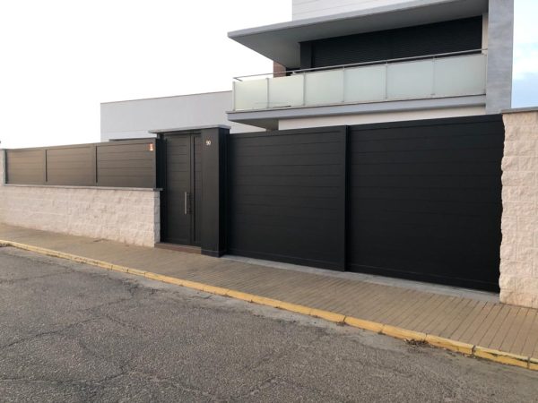 Puertas correderas — Puertas industriales